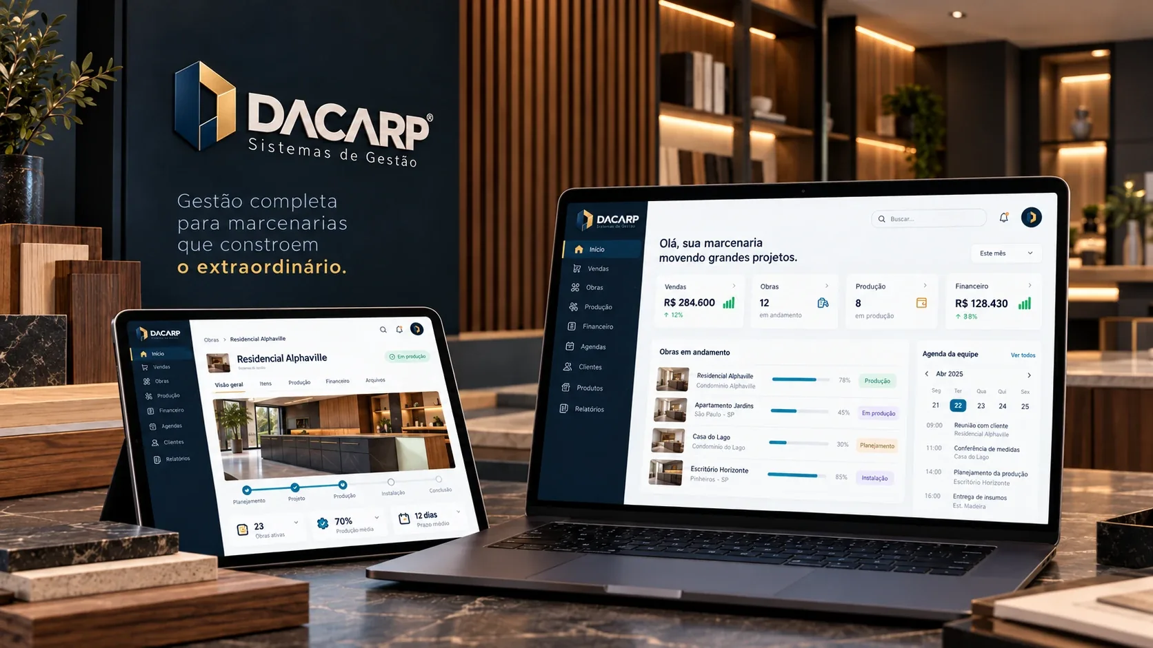 Dacarp em notebook e tablet: painel com vendas, obras, produção e financeiro